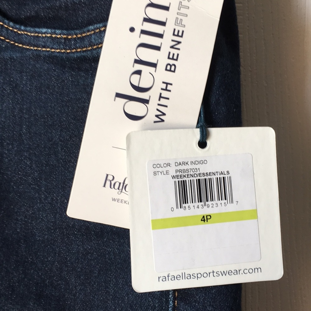 Rafaella Weekend Slimming Cuffed Capri Jeans - Picture 3 of 5